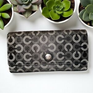 Coach Black & Silver Signature Circle Logo Wallet – Classic & Chic